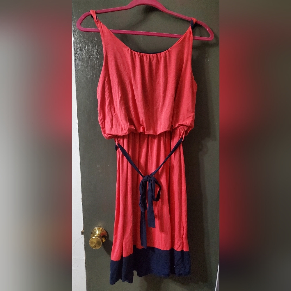 NWOT Gilli Pink and Navy Dress Colorblocking